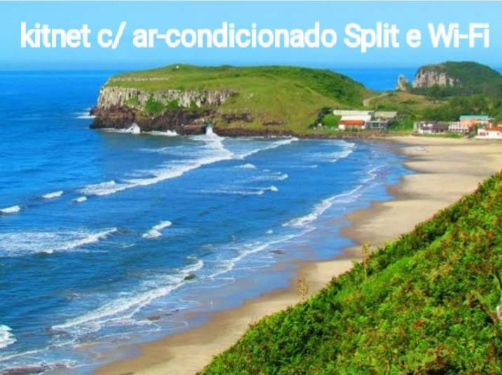 Kitnet S2 Em Torres-Rs - Na Mais Bela Praia Gaucha - Cozinha - Banheiro - Ar Condicionado - Tv Smart 32' - Wi-Fi - Estacionamento - Anfitria Superhost No Bnb Exterior foto